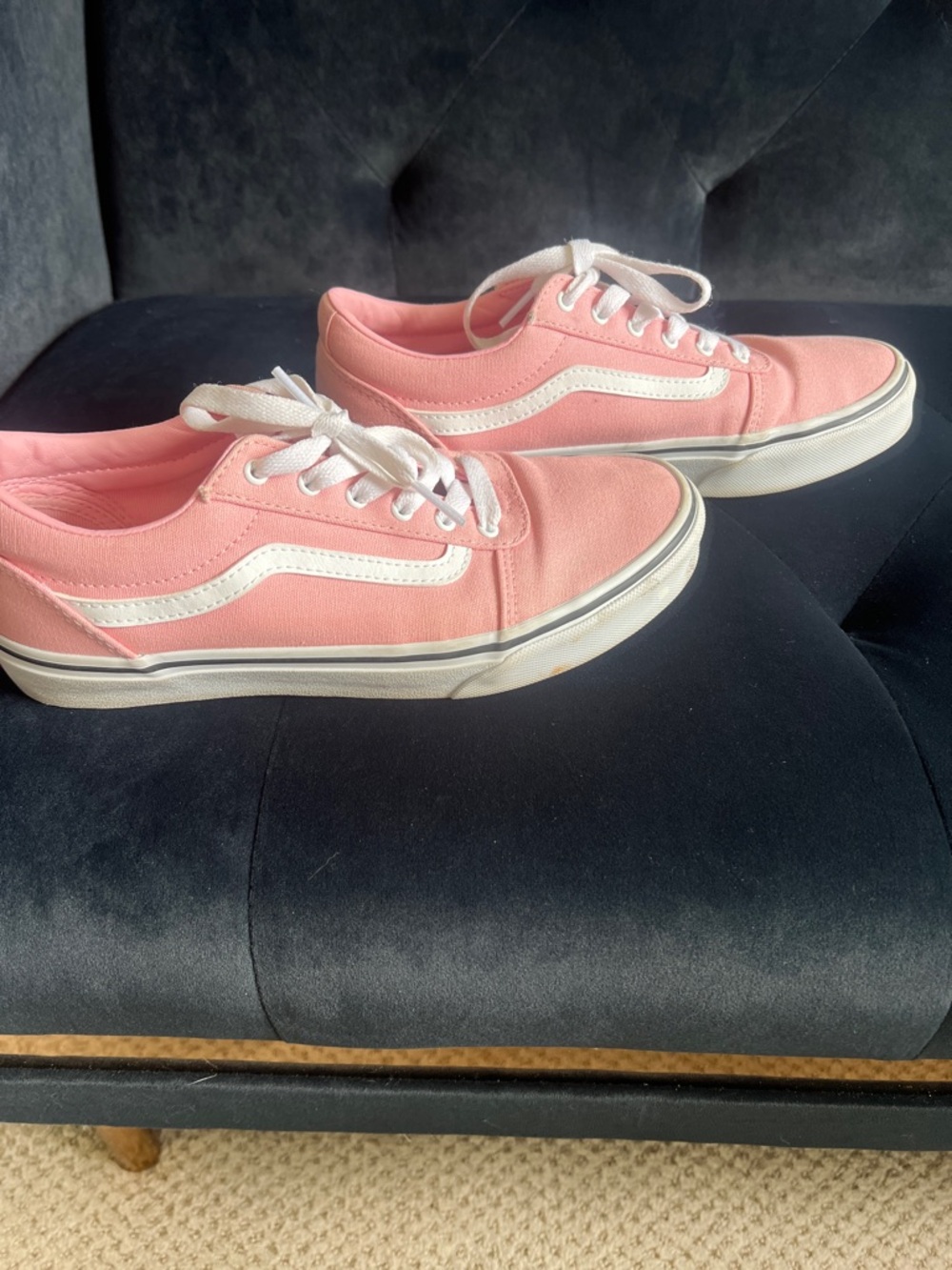 Vans Pink Canvas Low-Top Women's Sneakers with White Stripe